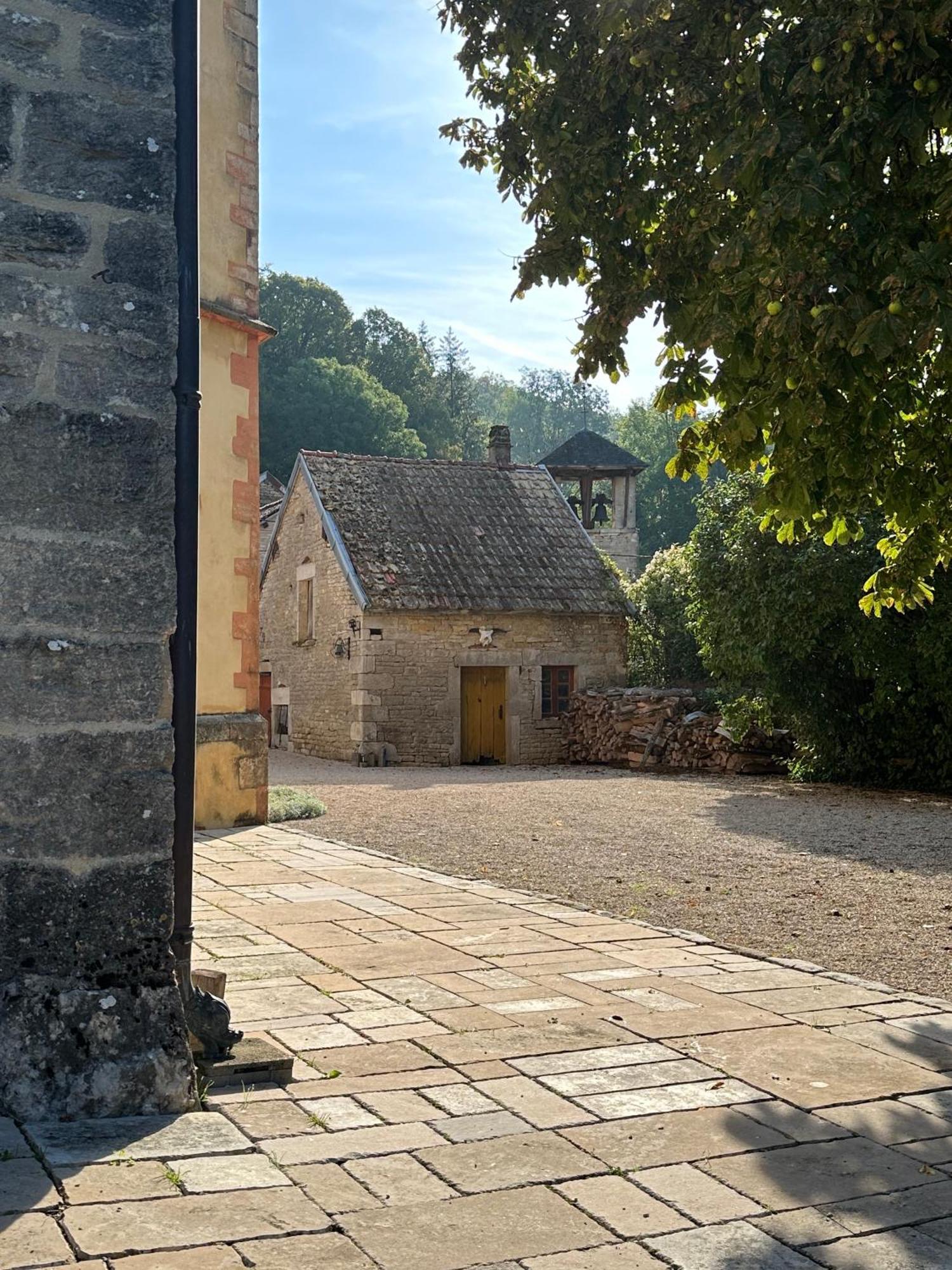 Chateau De Champrenault, Voyagez Dans Le Temps 외부 사진