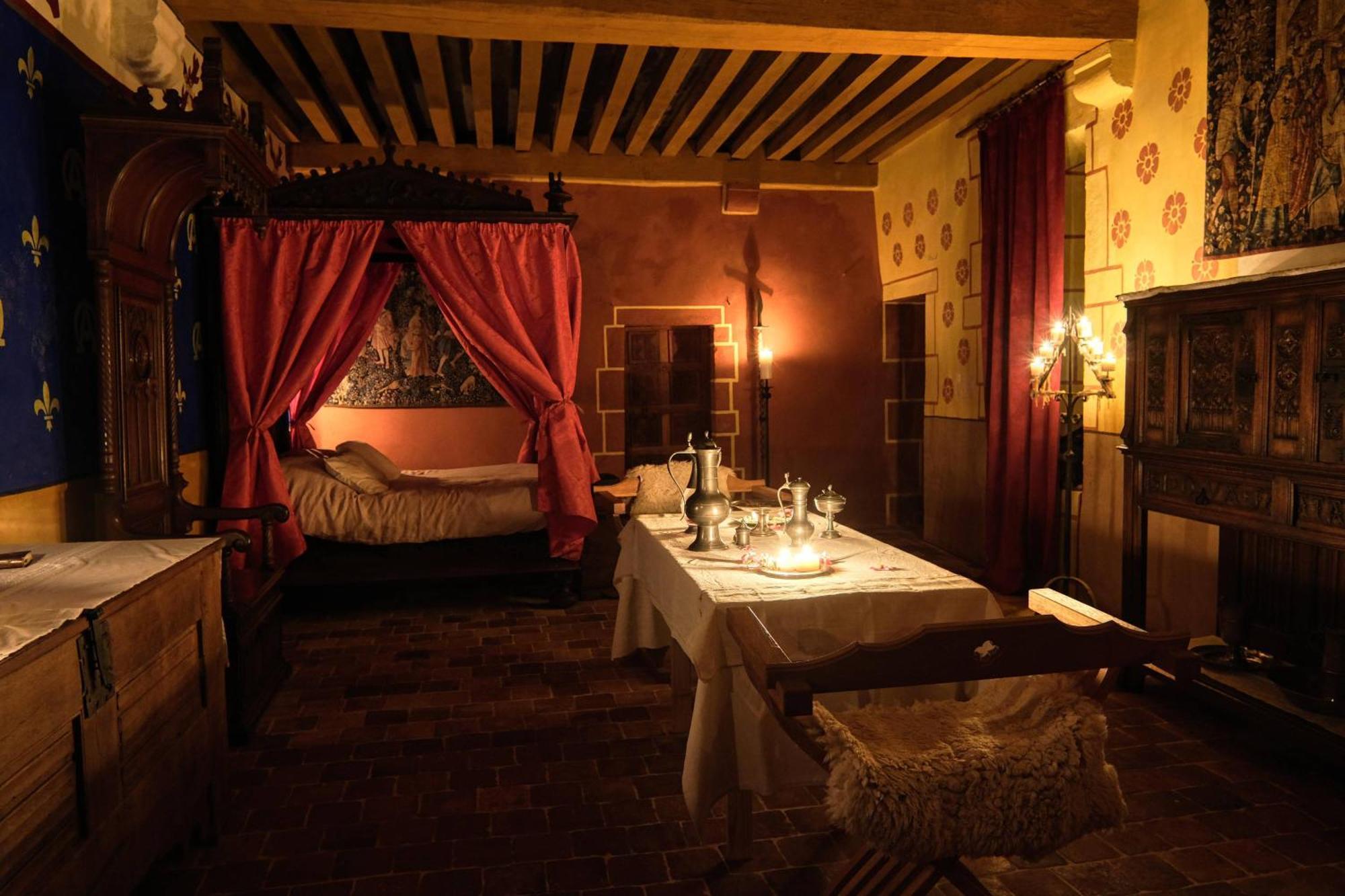 Chateau De Champrenault, Voyagez Dans Le Temps 외부 사진